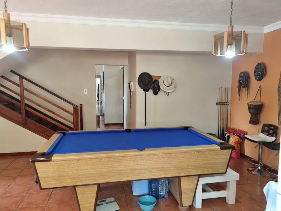 5 Bedroom Property for Sale in Vincent Heights Eastern Cape